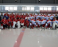 Russian government team wins ice hockey match at Russian Investment Forum